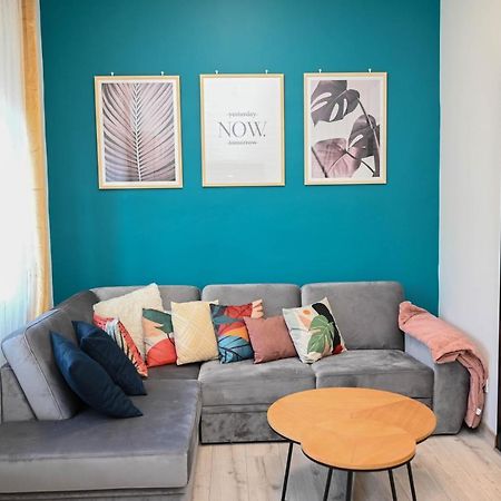 Petofi Apartman Pécs Buitenkant foto