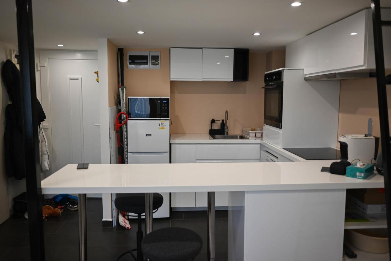 Petofi Apartman Pécs Buitenkant foto