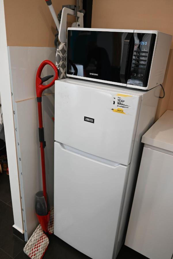 Petofi Apartman Pécs Buitenkant foto
